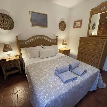 Holiday home Lourdes House *
